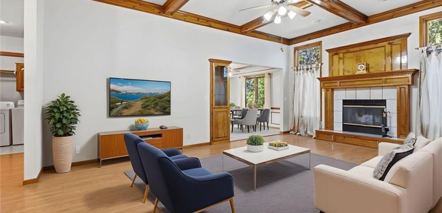 Homes for Sale in Kearney, MO 64060 | 1204  Susan Street