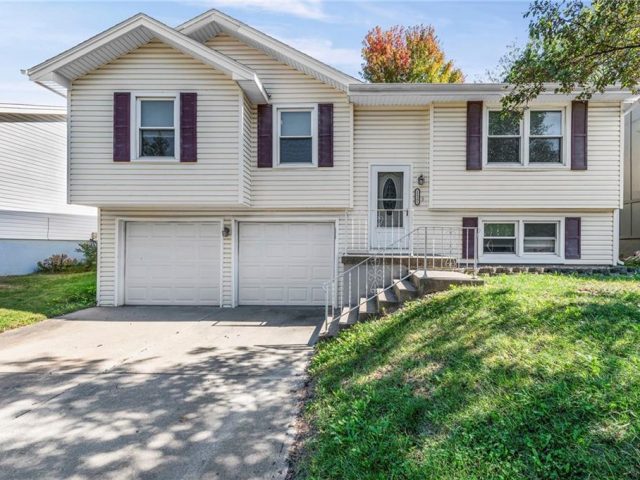 Homes for Sale in Kansas City, MO 64157 | 11301 N Marsh Avenue