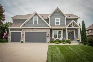 8909-NE-95th-Court-mls-2582138-image-1