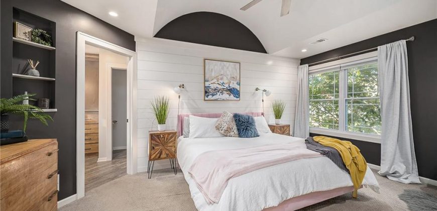 Homes for Sale in Smithville, MO 64089 | 18104  Guinevere Court