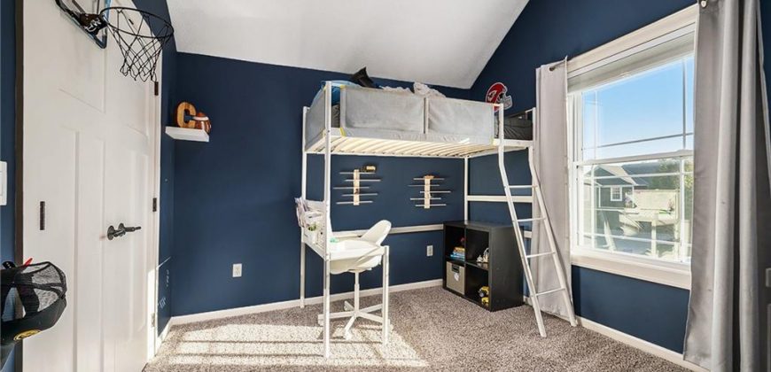 Homes for Sale in Smithville, MO 64089 | 18104  Guinevere Court