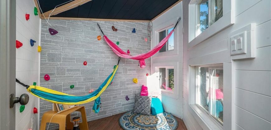 Homes for Sale in Smithville, MO 64089 | 18104  Guinevere Court