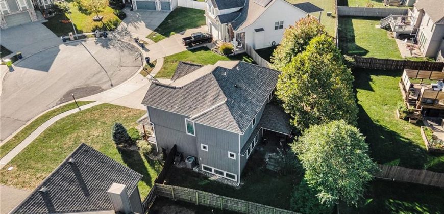 Homes for Sale in Smithville, MO 64089 | 18104  Guinevere Court