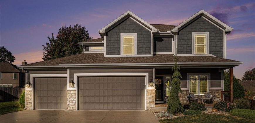 Homes for Sale in Smithville, MO 64089 | 18104  Guinevere Court