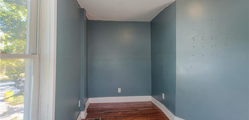 Homes for Sale in Missouri City, MO 64072 | 611  Main Street Homes for Sale in Missouri City, MO 64072 | 611  Main Street