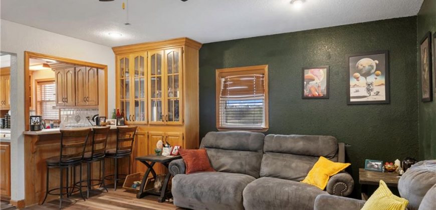 Homes for Sale in Dearborn, MO 64439 | 605 E 2nd Street Homes for Sale in Dearborn, MO 64439 | 605 E 2nd Street