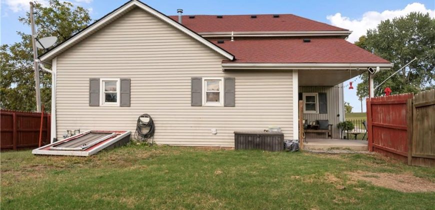 Homes for Sale in Dearborn, MO 64439 | 605 E 2nd Street Homes for Sale in Dearborn, MO 64439 | 605 E 2nd Street