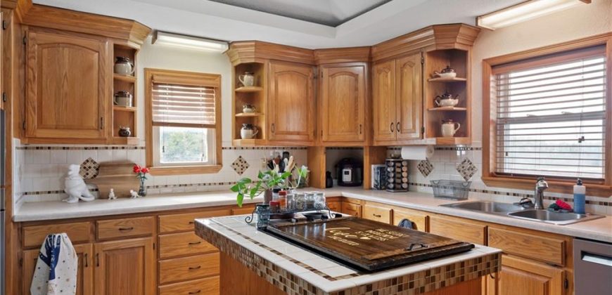 Homes for Sale in Dearborn, MO 64439 | 605 E 2nd Street Homes for Sale in Dearborn, MO 64439 | 605 E 2nd Street