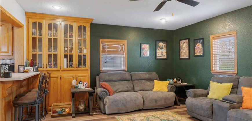 Homes for Sale in Dearborn, MO 64439 | 605 E 2nd Street Homes for Sale in Dearborn, MO 64439 | 605 E 2nd Street