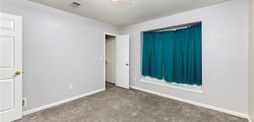 Homes for Sale in Kansas City, MO 64152 | 8323 NW 83rd Street