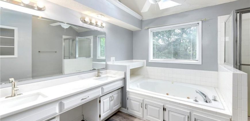 Homes for Sale in Kansas City, MO 64152 | 8323 NW 83rd Street