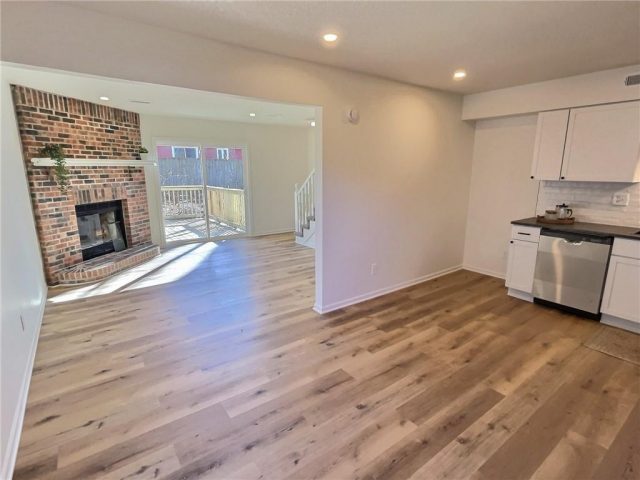 Homes for Sale in Smithville, MO 64089 | 309B E Main Street, Unit#B