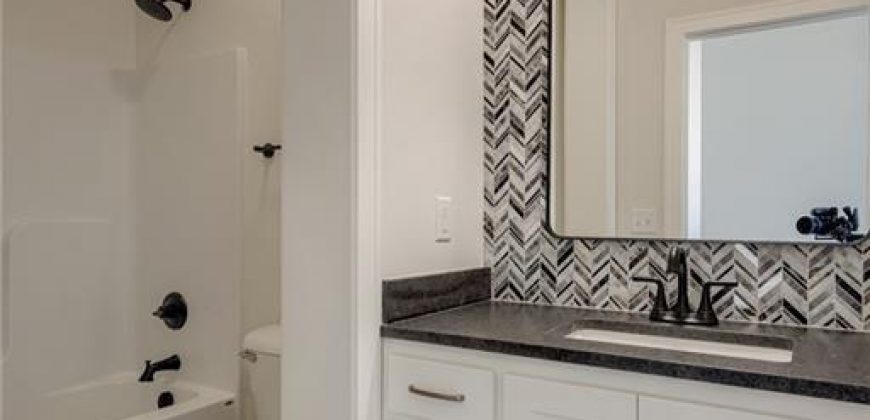 Homes for Sale in Kansas City, MO 64153 | 8216 NW 89th Terrace