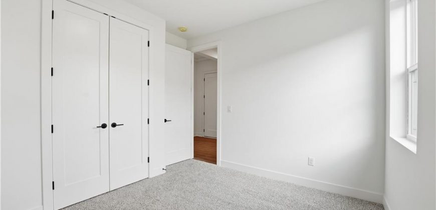 Homes for Sale in Kansas City, MO 64155 | 1608 NW 105th Street