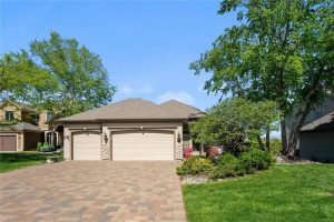 10522-N-Garfield-Avenue-mls-2547423-image-1