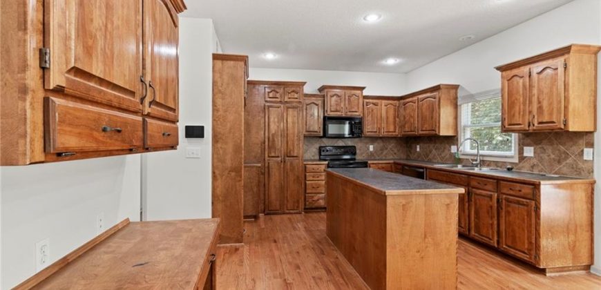 Homes for Sale in Kansas City, MO 64157 | 10008 N Marsh Avenue