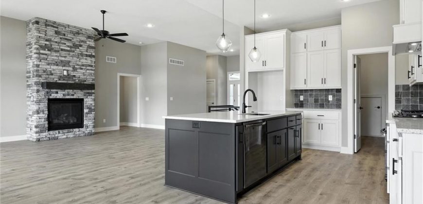 Homes for Sale in Kearney, MO 64060 | 2101  Crooked Creek Drive