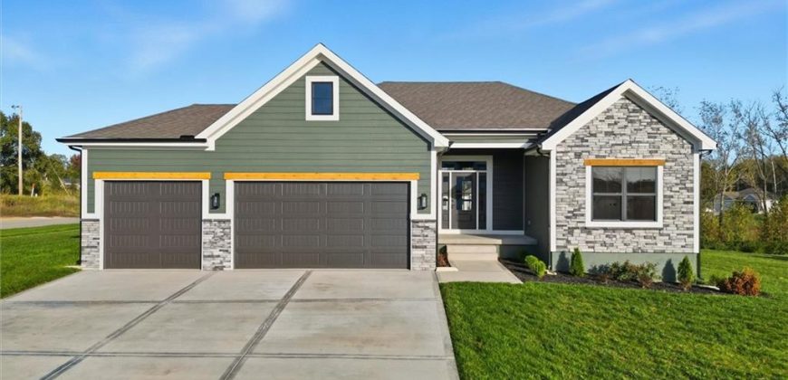 Homes for Sale in Kearney, MO 64060 | 2101  Crooked Creek Drive