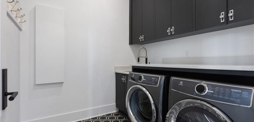 Homes for Sale in Parkville, MO 64152 | 6949  Watson’s Country Lane