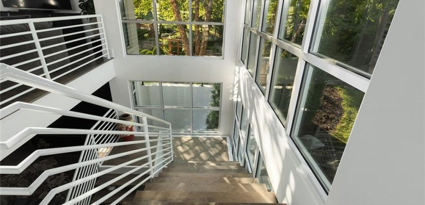 Homes for Sale in Parkville, MO 64152 | 6949  Watson’s Country Lane