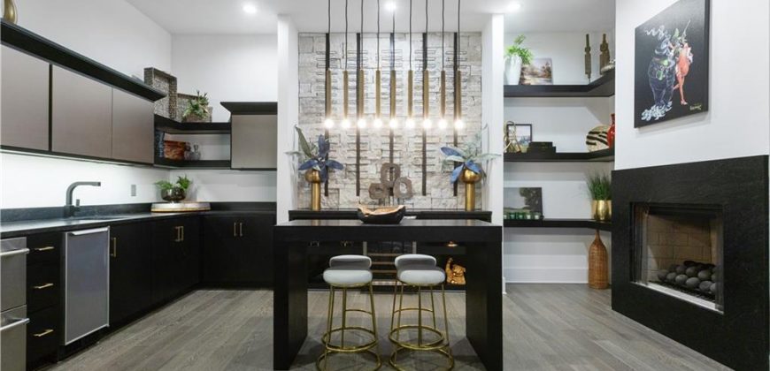 Homes for Sale in Parkville, MO 64152 | 6949  Watson’s Country Lane