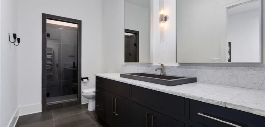 Homes for Sale in Parkville, MO 64152 | 6949  Watson’s Country Lane