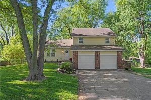 813-NE-113-Terrace-mls-2563283-image-1