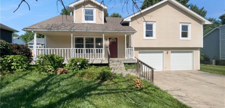 Homes for Sale in Kearney, MO 64060 | 1706  Regency Drive