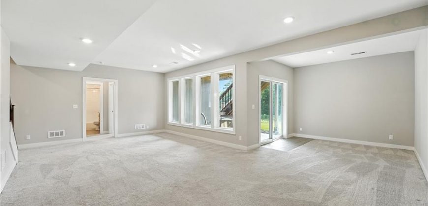 Homes for Sale in Kansas City, MO 64154 | 10712 N Fisk Avenue