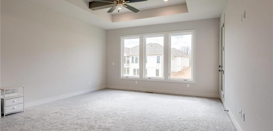 Homes for Sale in Kansas City, MO 64156 | 2516 NE 91st Place