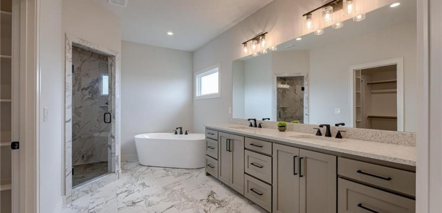 Homes for Sale in Kansas City, MO 64156 | 2516 NE 91st Place