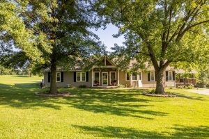 1804--Brook-Drive-mls-2572308-image-1