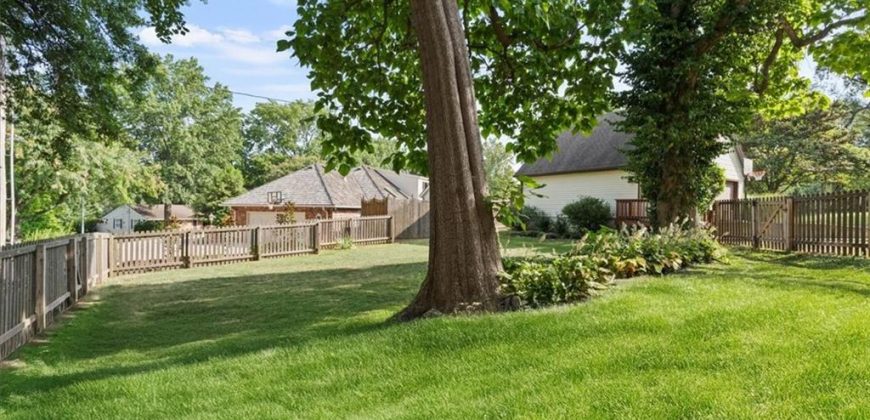 Homes for Sale in Kansas City, MO 64116 | 318 NW Briarcliff Road