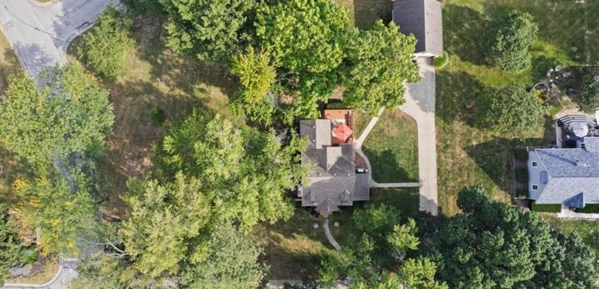 Homes for Sale in Kansas City, MO 64116 | 318 NW Briarcliff Road