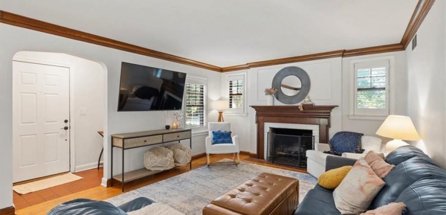 Homes for Sale in Kansas City, MO 64116 | 318 NW Briarcliff Road