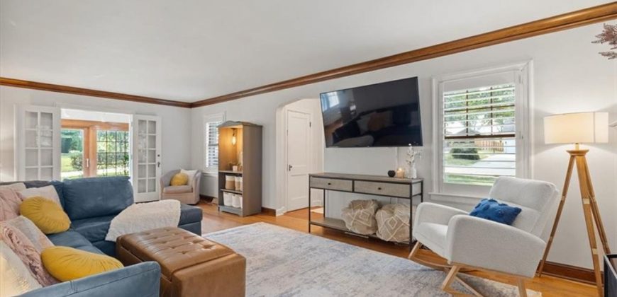 Homes for Sale in Kansas City, MO 64116 | 318 NW Briarcliff Road