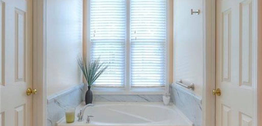 Homes for Sale in Kansas City, MO 64119 | 6028 N Spruce Avenue