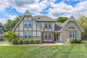 6028-N-Spruce-Avenue-mls-2574949-image-1