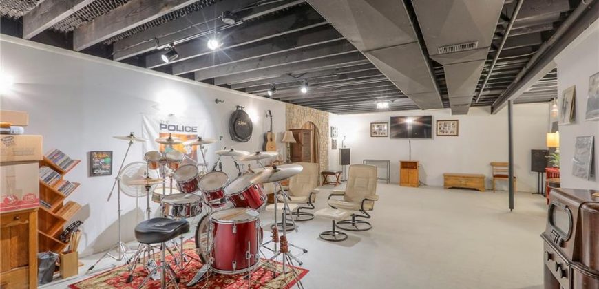 Homes for Sale in Kansas City, MO 64119 | 6028 N Spruce Avenue