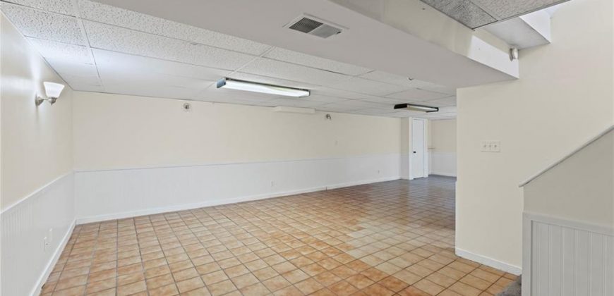 Homes for Sale in Kansas City, MO 64117 | 4615 NE 42nd Street