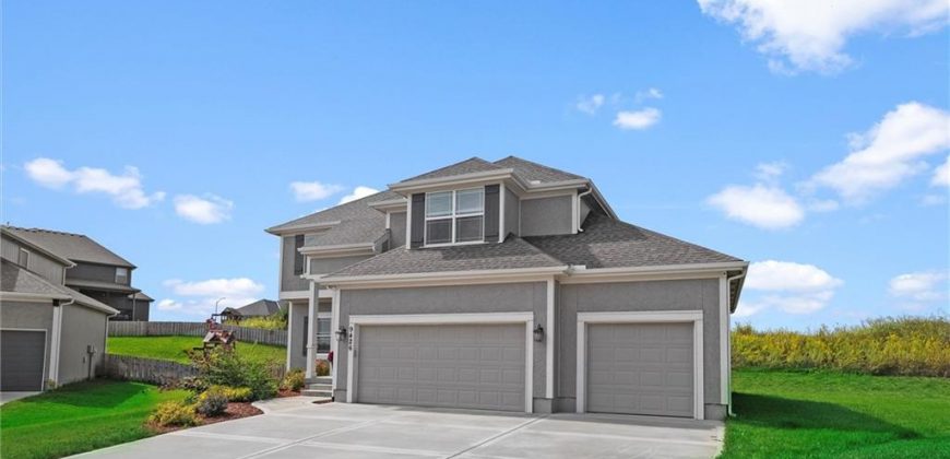 Homes for Sale in Kansas City, MO 64154 | 9426 N Dalton Avenue