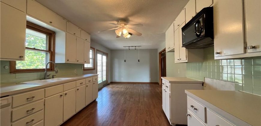 Homes for Sale in Kearney, MO 64060 | 108 S Grove Street