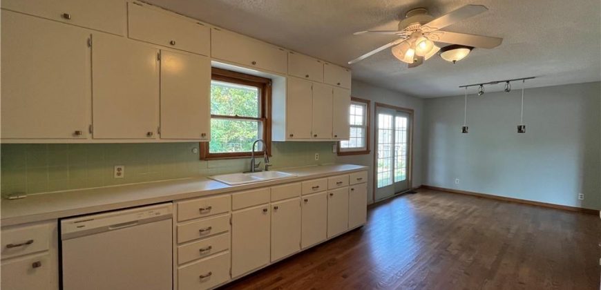 Homes for Sale in Kearney, MO 64060 | 108 S Grove Street