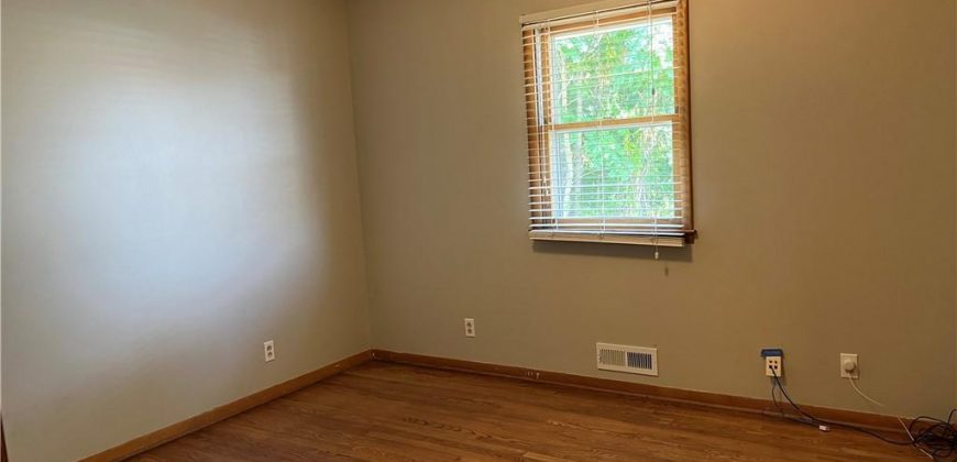 Homes for Sale in Kearney, MO 64060 | 108 S Grove Street