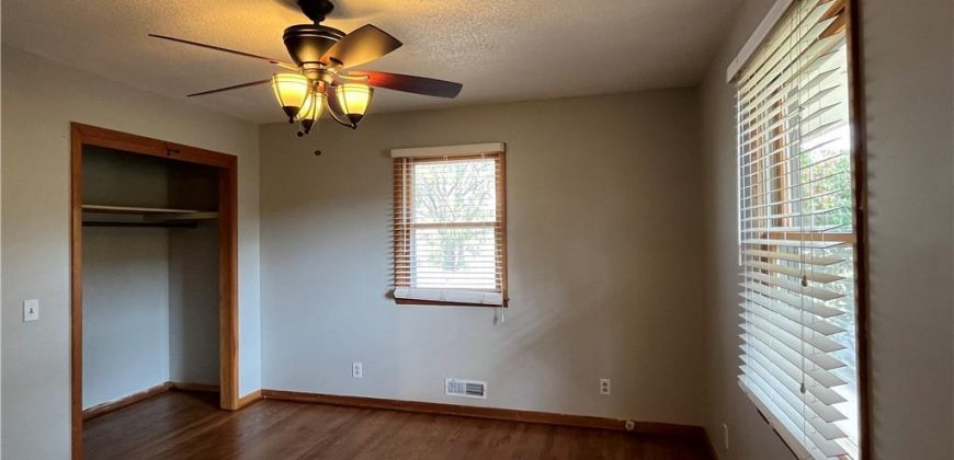 Homes for Sale in Kearney, MO 64060 | 108 S Grove Street