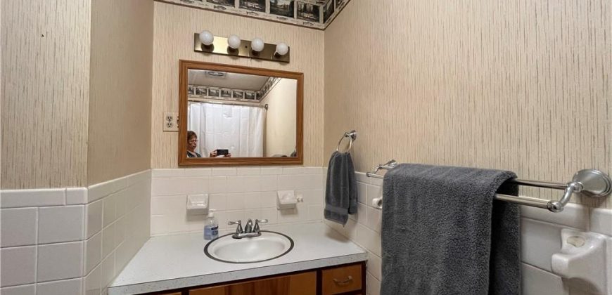 Homes for Sale in Kearney, MO 64060 | 108 S Grove Street