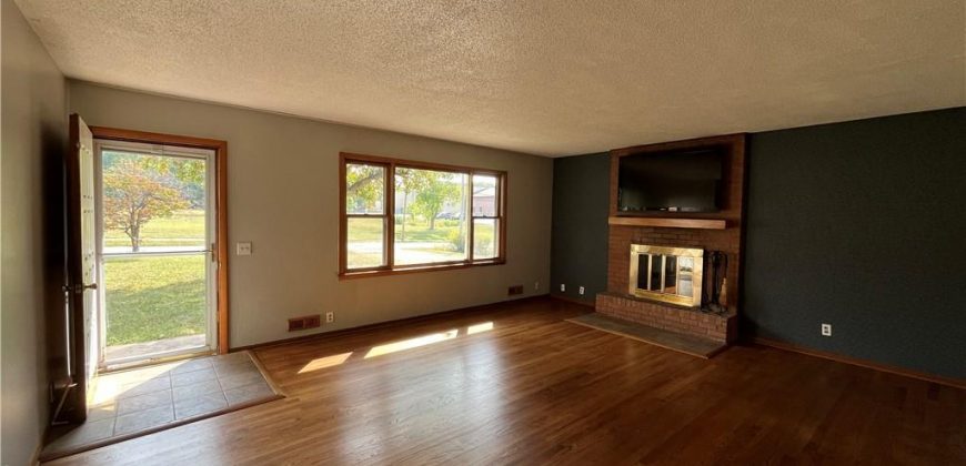 Homes for Sale in Kearney, MO 64060 | 108 S Grove Street