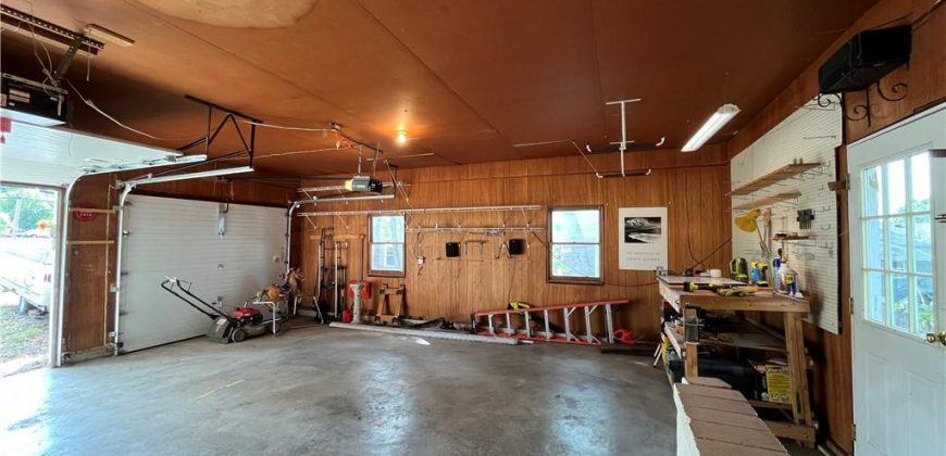 Homes for Sale in Kearney, MO 64060 | 108 S Grove Street