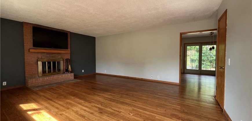 Homes for Sale in Kearney, MO 64060 | 108 S Grove Street