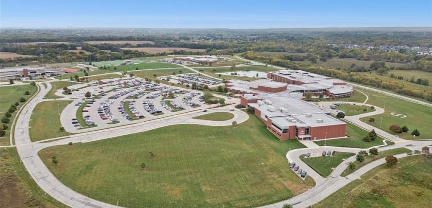 Homes for Sale in Kansas City, MO 64155 | 2210 NE 111th Street